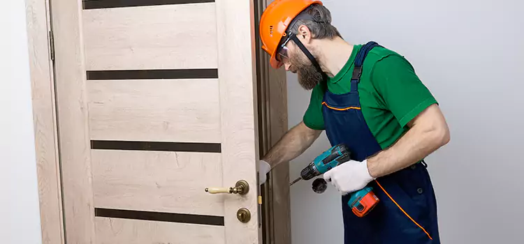 Replace Internal Door Handle with Lock Duncan