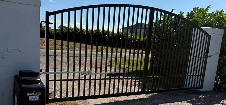 Driveway Fence Repair Duncan